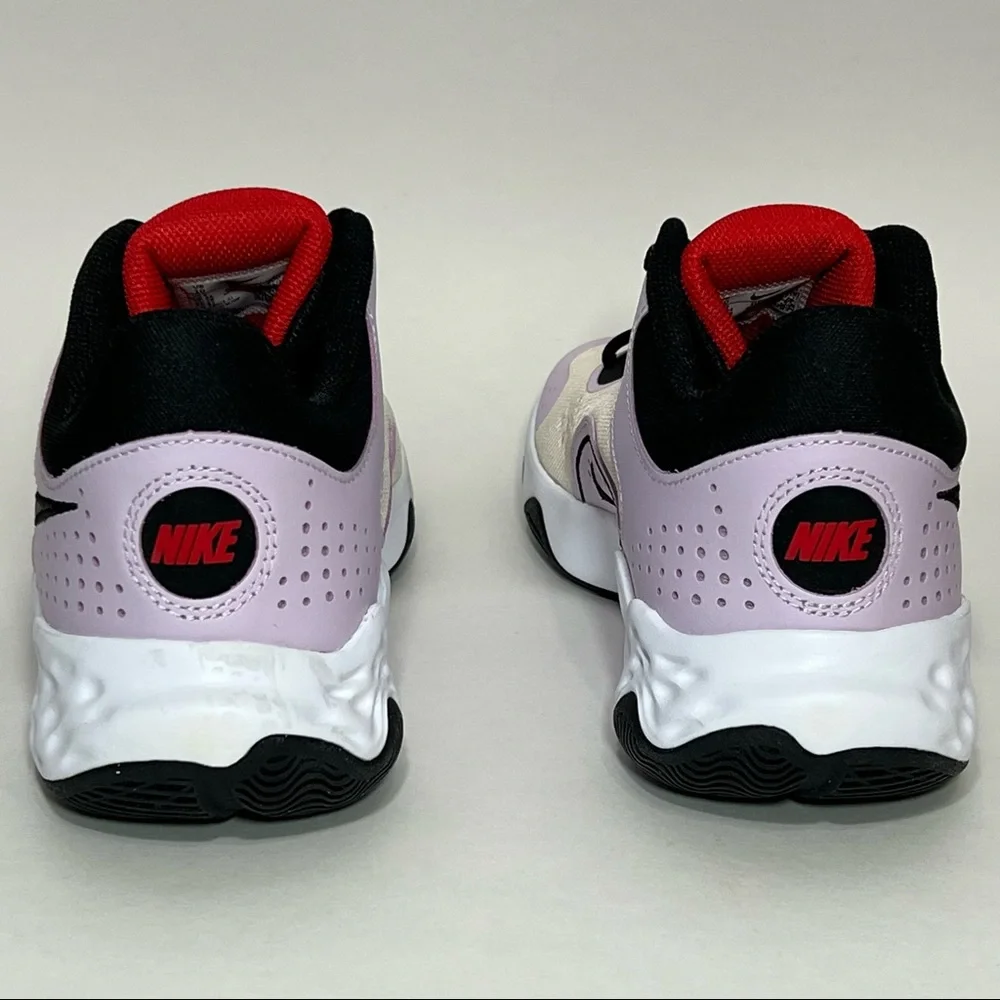 Nike fly by